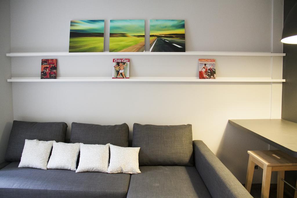 Idyllic Apartment With Terrace Барселона Екстериор снимка