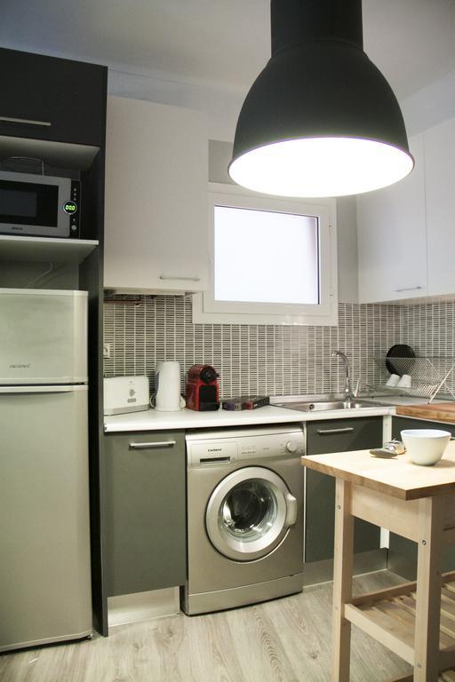 Idyllic Apartment With Terrace Барселона Екстериор снимка